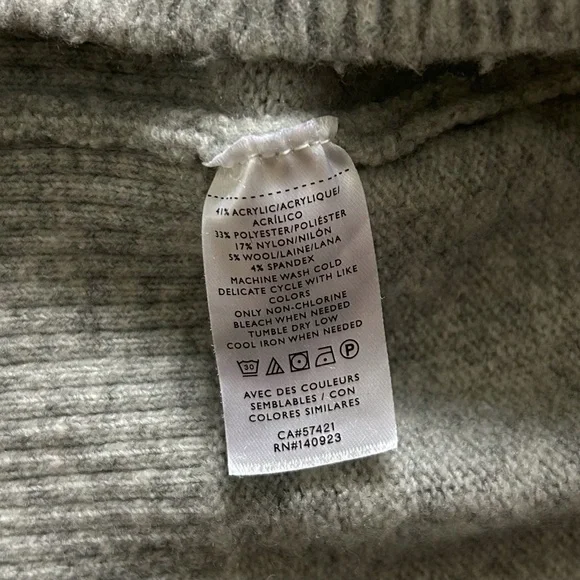 LOFT Gray Ruffle Trim Knit Sweater Puff Sleeves Spring Trend Size XS - Picture 4 of 6